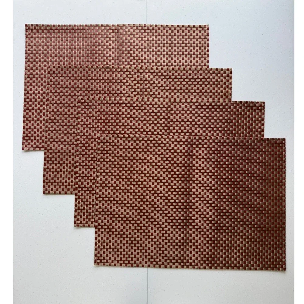 Pier 1 Imports Set of 4 Placemats Burgundy Gold Woven PVC 13